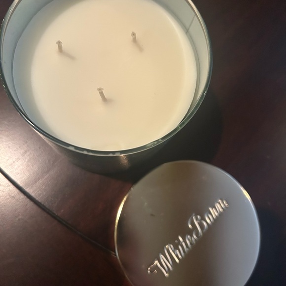 New White Barn Bath & Body Works Mahogany Balsam 3 Wick Candle - Picture 2 of 3